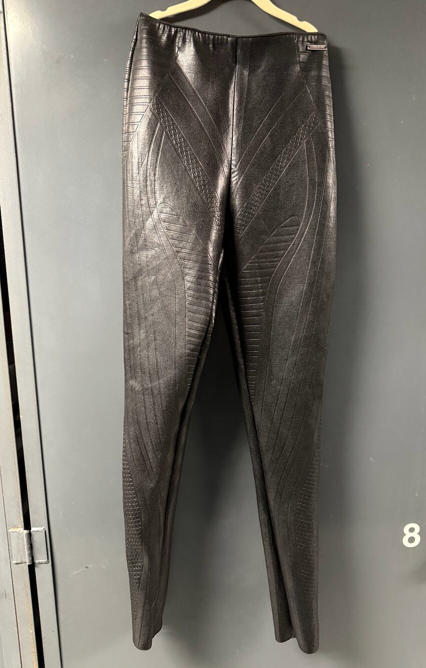 Maniere De Voir Black Vegan Leather Skinny Pants Sz 8